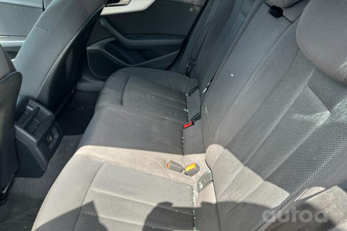 Audi A4 B9 Avant wagon 5-doors