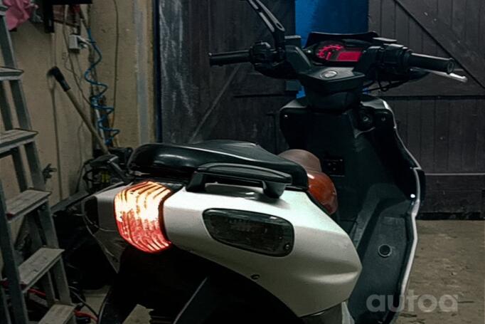 Aprilia SR
