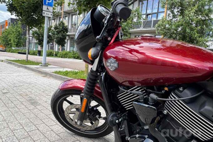 Harley Davidson Street