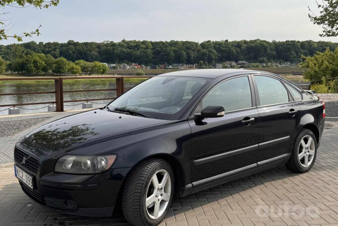 Volvo S40 2 generation Sedan