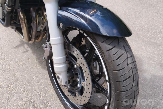 Yamaha FZ