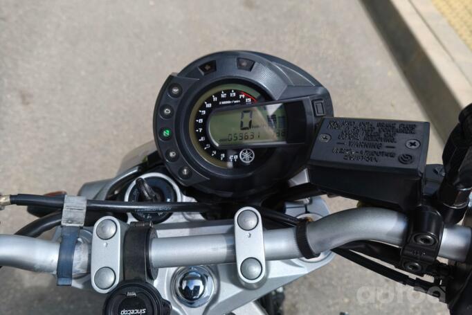Yamaha FZ
