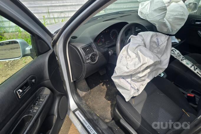 Volkswagen Golf 4 generation Hatchback 5-doors