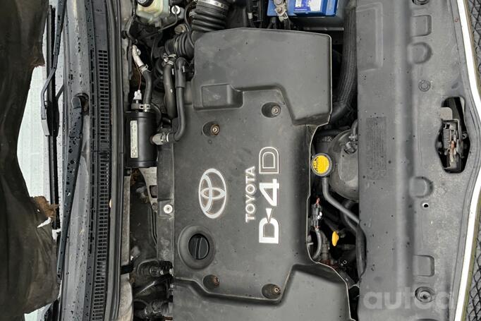 Toyota Corolla E120 Hatchback 5-doors