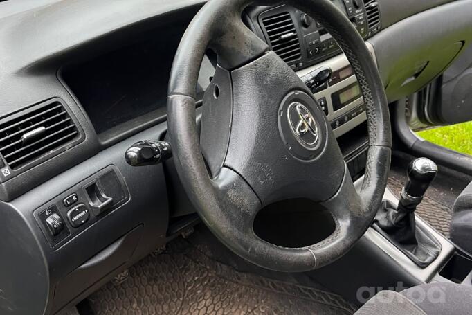 Toyota Corolla E120 Hatchback 5-doors