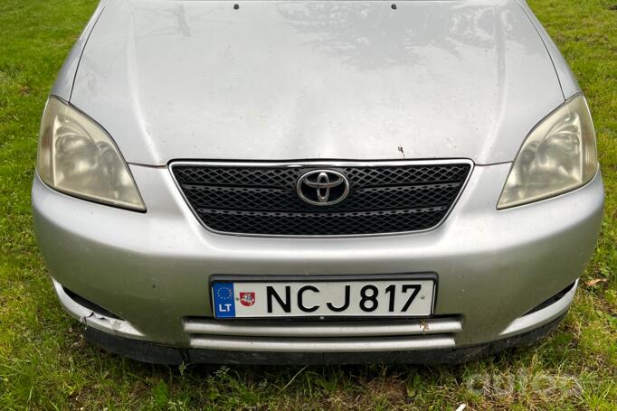 Toyota Corolla E120 Hatchback 5-doors