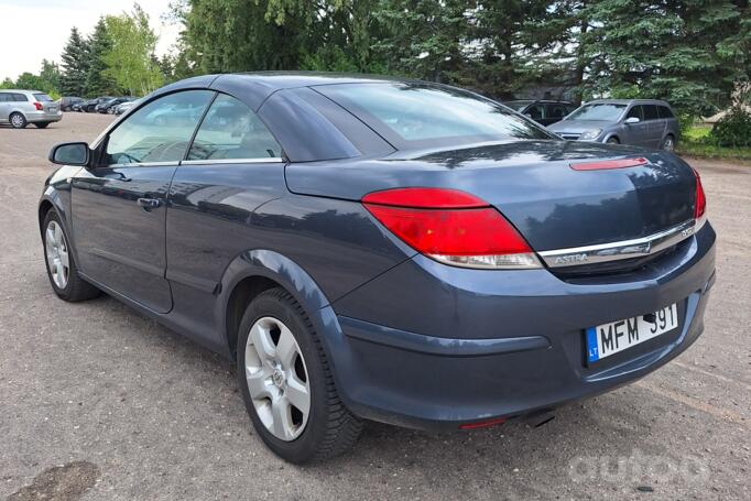 Opel Astra H Hatchback