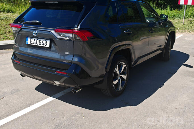 Toyota RAV 4 5 generation (XA50)