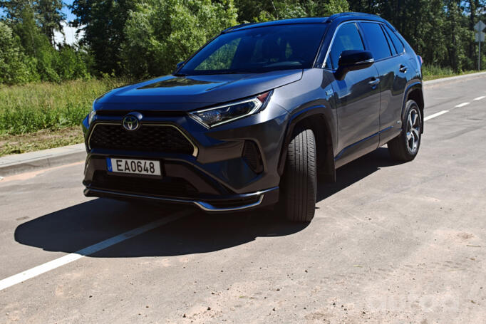 Toyota RAV 4 5 generation (XA50)