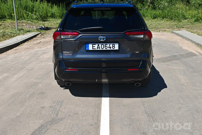 Toyota RAV 4 5 generation (XA50)