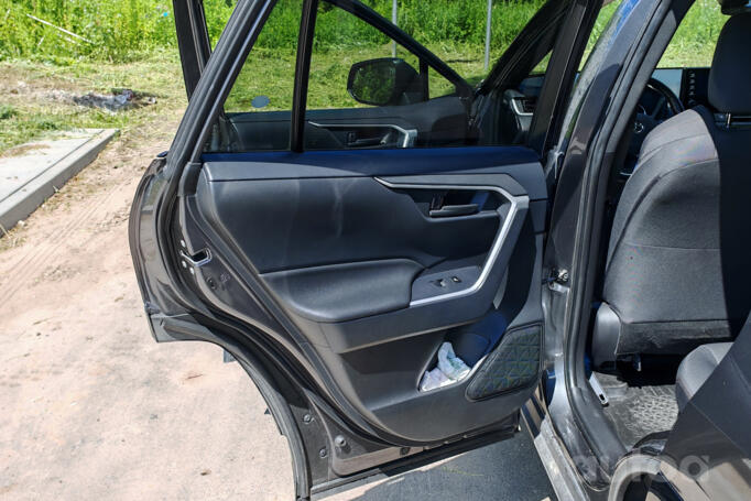 Toyota RAV 4 5 generation (XA50)
