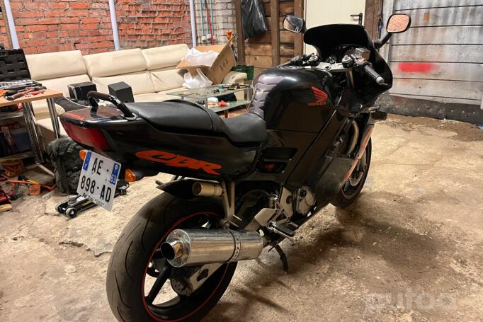 Honda CBR