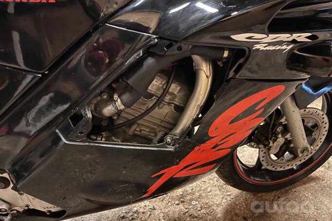 Honda CBR