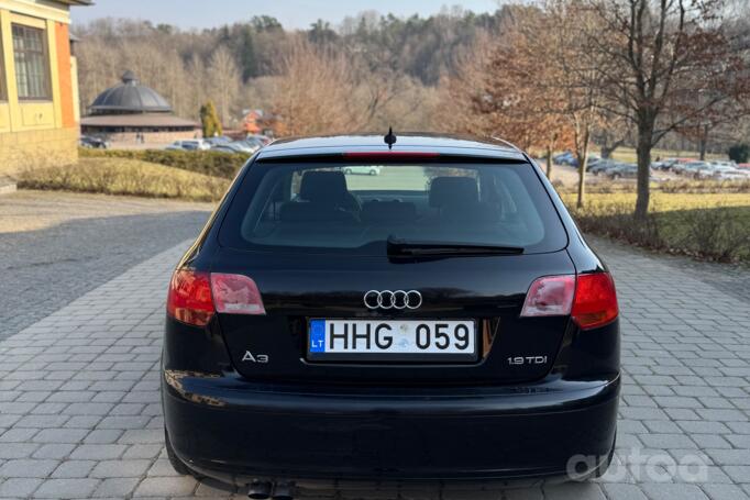 Audi A3 8P/8PA [restyling] Hatchback 3-doors