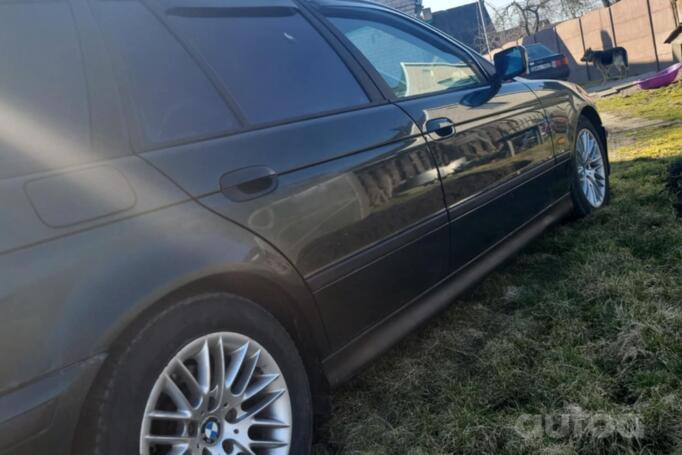 BMW 5 Series E39 Touring wagon