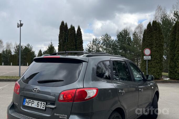 Hyundai Santa Fe CM Crossover