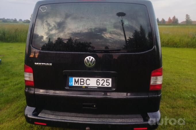 Volkswagen Multivan T5 Minivan