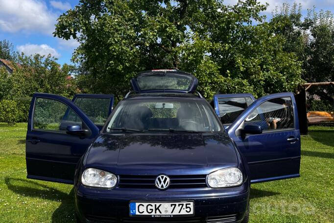 Volkswagen Golf 4 generation wagon