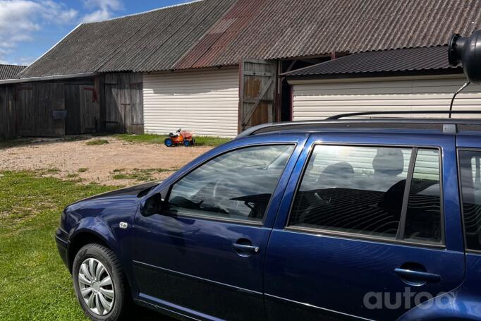 Volkswagen Golf 4 generation wagon