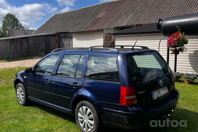 Volkswagen Golf 4 generation wagon
