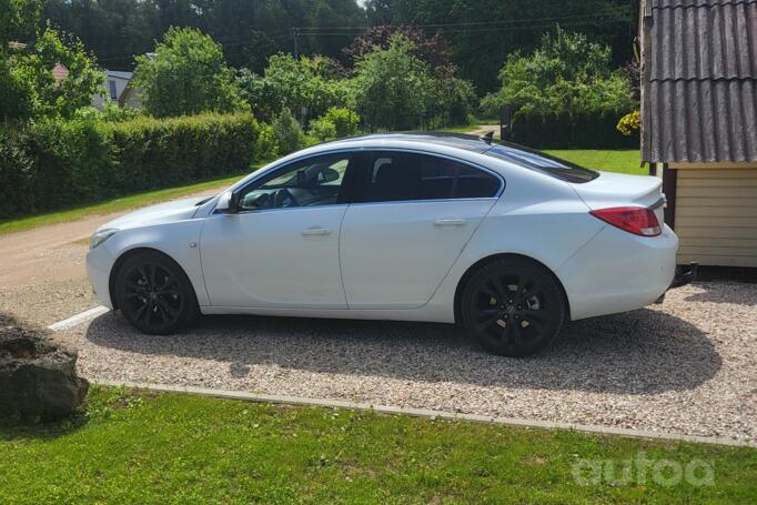 Opel Insignia A Sedan 4-doors