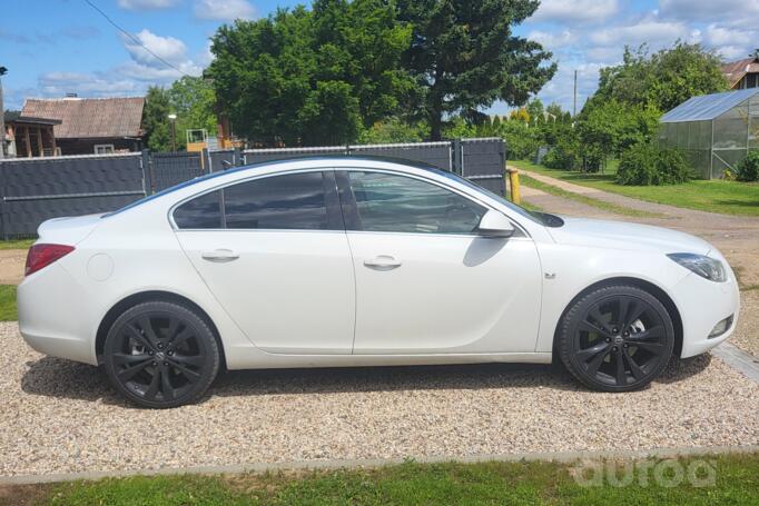 Opel Insignia A Sedan 4-doors