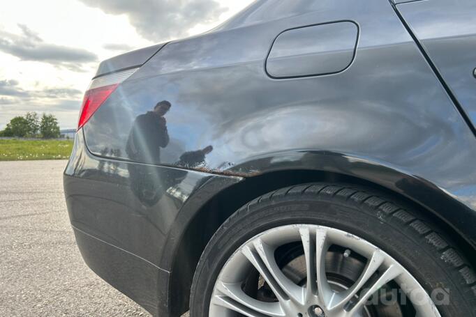 BMW 5 Series E60/E61 Sedan