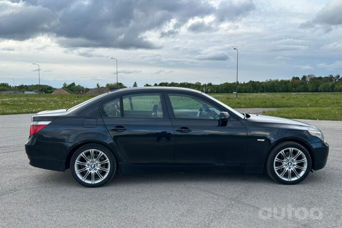 BMW 5 Series E60/E61 Sedan