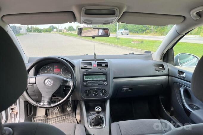 Volkswagen Golf 5 generation Hatchback 5-doors