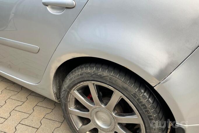 Volkswagen Golf 5 generation Hatchback 5-doors
