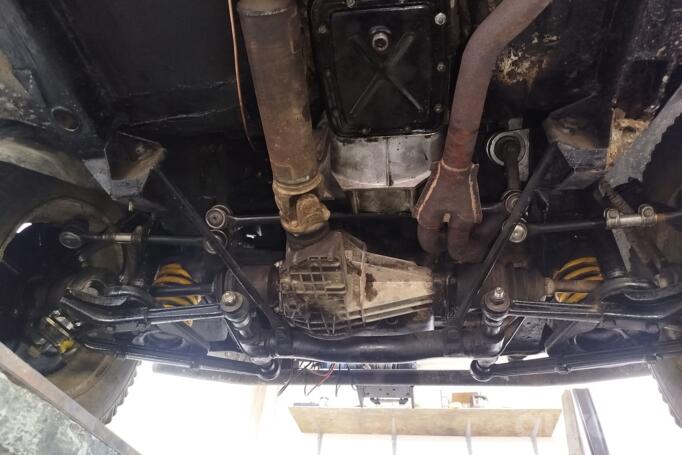 LADA (VAZ) 2121 (4x4)
