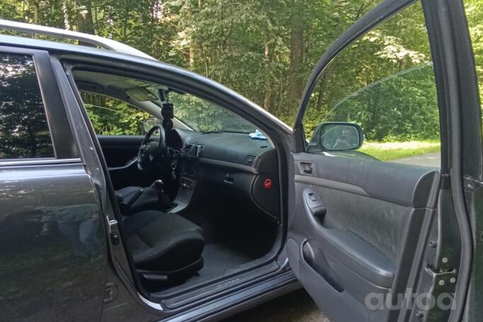 Toyota Avensis 2 generation [restyling] wagon