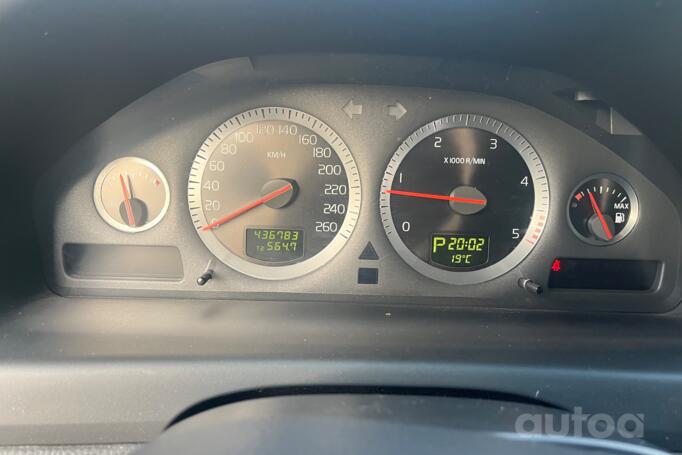 Volvo V70 2 generation [restyling] wagon 5-doors