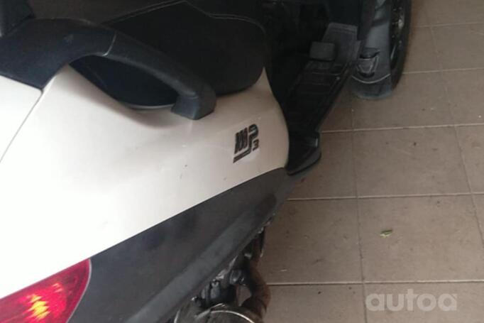Piaggio MP3