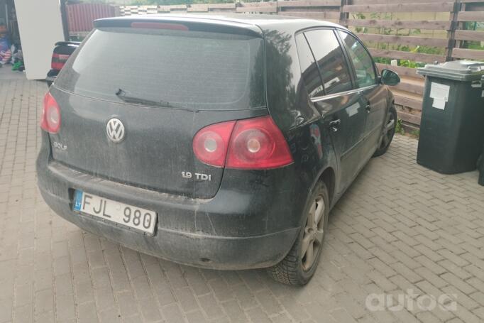 Volkswagen Golf 5 generation Hatchback 5-doors