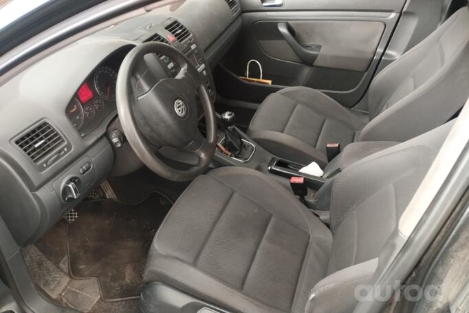 Volkswagen Golf 5 generation Hatchback 5-doors