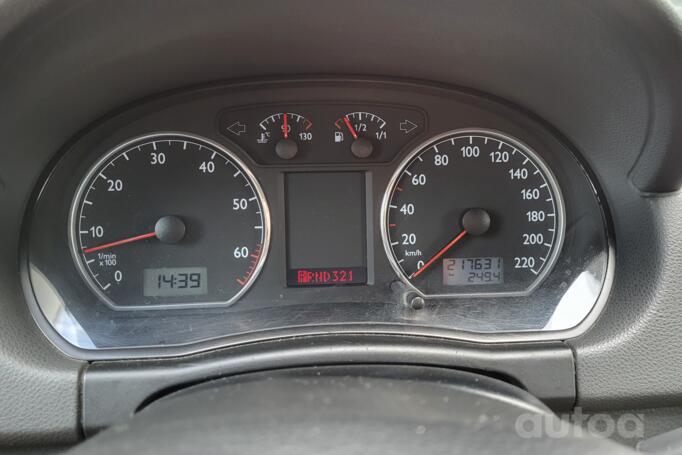Volkswagen Polo 4 generation Hatchback 5-doors