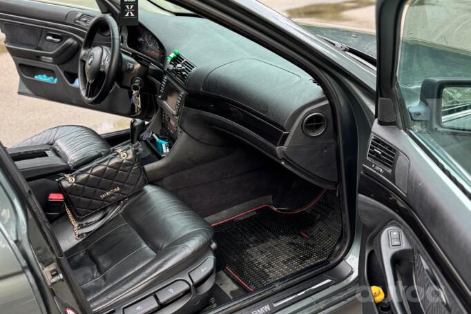 BMW 5 Series E39 [restyling] Sedan