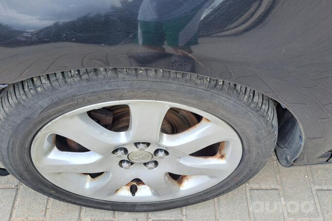 Toyota Avensis 2 generation [restyling] Sedan