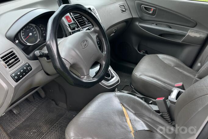 Hyundai Tucson 1 generation Crossover