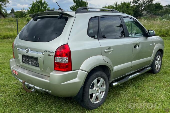 Hyundai Tucson 1 generation Crossover