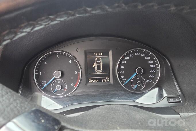 Volkswagen Golf 5 generation Hatchback 5-doors