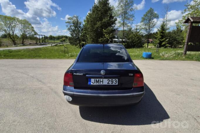 Volkswagen Passat B5 Sedan 4-doors
