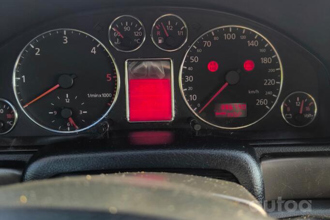 Audi A4 B5 Avant wagon 5-doors