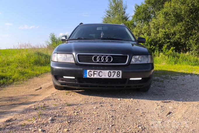Audi A4 B5 Avant wagon 5-doors