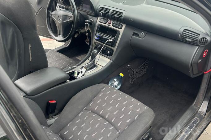 Mercedes-Benz C-Class W203/S203/CL203 Coupe 3-doors