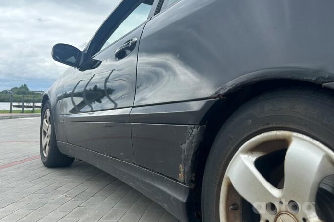 Mercedes-Benz C-Class W203/S203/CL203 Coupe 3-doors