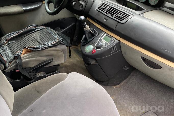 Citroen C8 1 generation Minivan