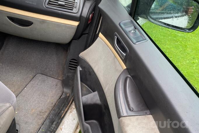 Citroen C8 1 generation Minivan