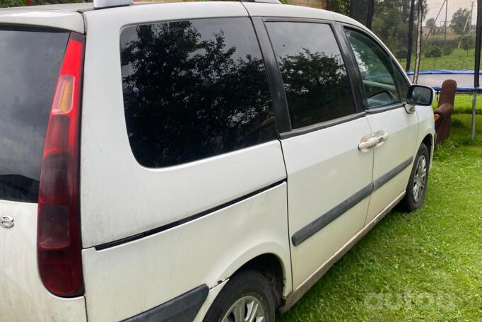 Citroen C8 1 generation Minivan